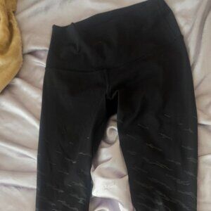 Lululemon Lunar New Year Wunder Under High-Rise Tight 25" black Size 4